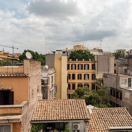 Room Mate Collection Gran Filippo, Rome-Fontana Di Trevi Εξωτερικό φωτογραφία